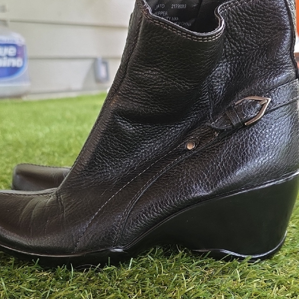 Naturalizer Black Leather Wedge Heeled Ankle Boots